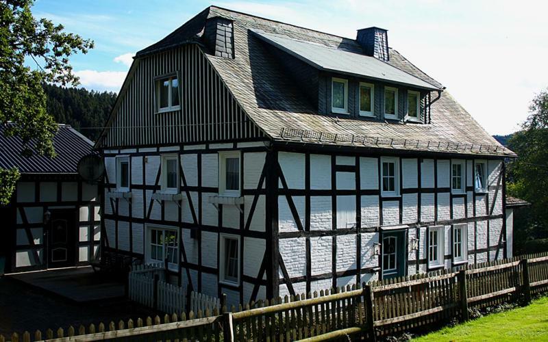 Pension Bergfrieden Schmallenberg Exterior foto